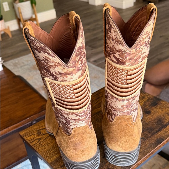 Ariat Camo Patriot Tan Distressed Men's Western Boots - Picture 5 of 10